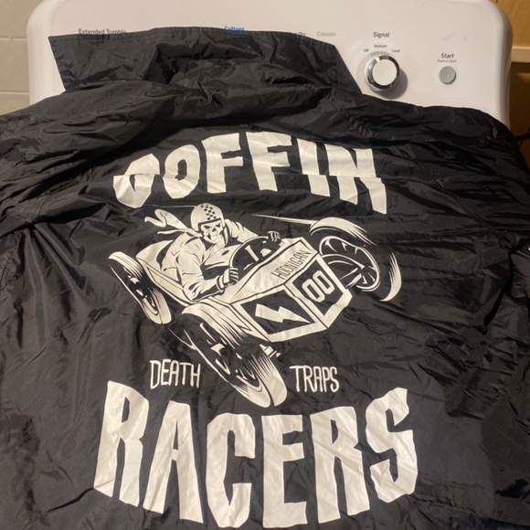 Hooligans - Picture 2 of 2